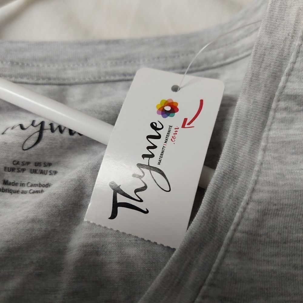 THYME Maternity Top Size Small - Picture 6 of 7